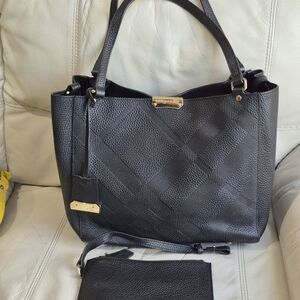 Black Textured Handbag with Pouch